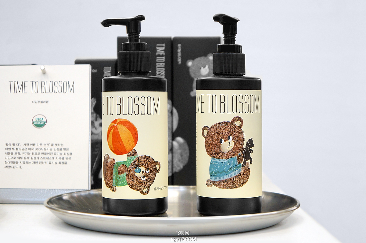 亞克力化妝品瓶子生產(chǎn)廠家告訴你，聚酯塑料PET瓶的開(kāi)發(fā)與應(yīng)用