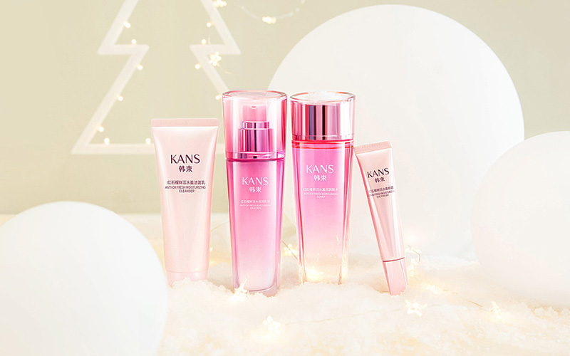 國貨美妝的“梳妝臺戰(zhàn)爭”：光榮之路，道阻且長