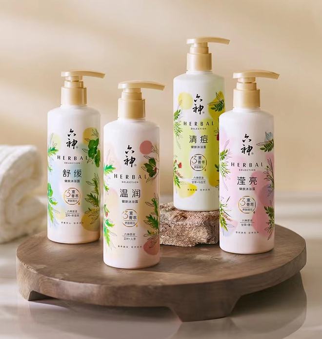 爺青回！六神換包裝了？這設(shè)計(jì)真“考古”！