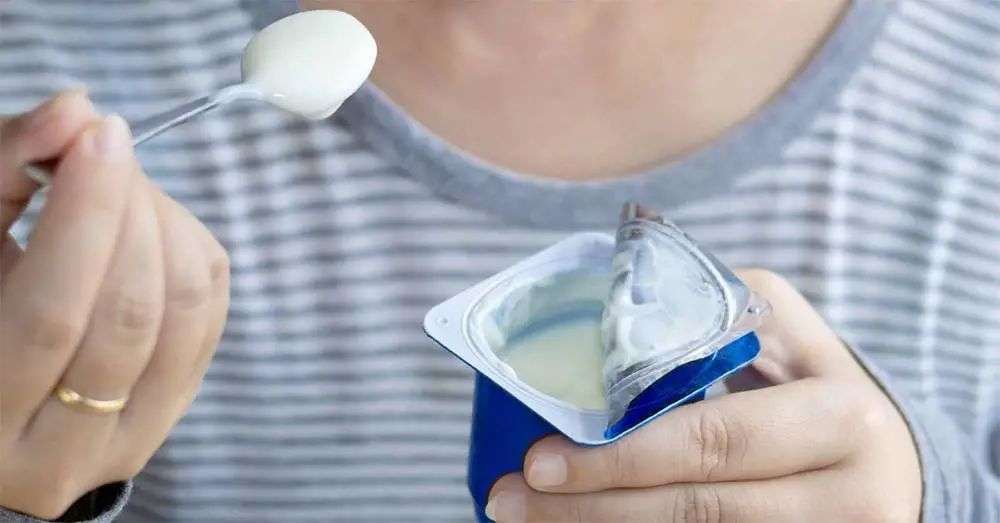 再也不用「擠牙膏」，高露潔換上的「潤滑劑」包裝，讓牙膏從此一滴不剩