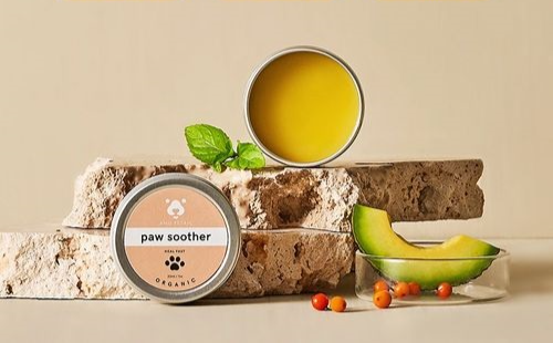 國內(nèi)外巨頭相繼入局，寵物洗護品成為新的掘金賽道？